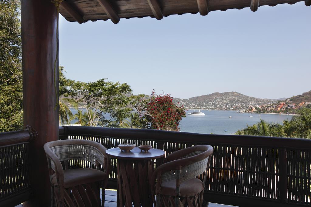 Hotel Casa Don Francisco Ixtapa  Exterior photo