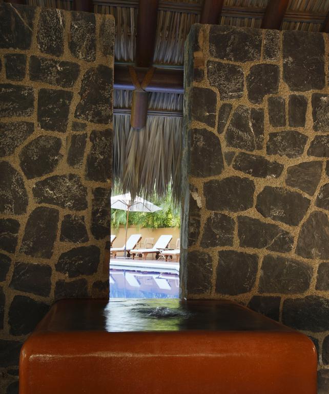 Hotel Casa Don Francisco Ixtapa  Exterior photo