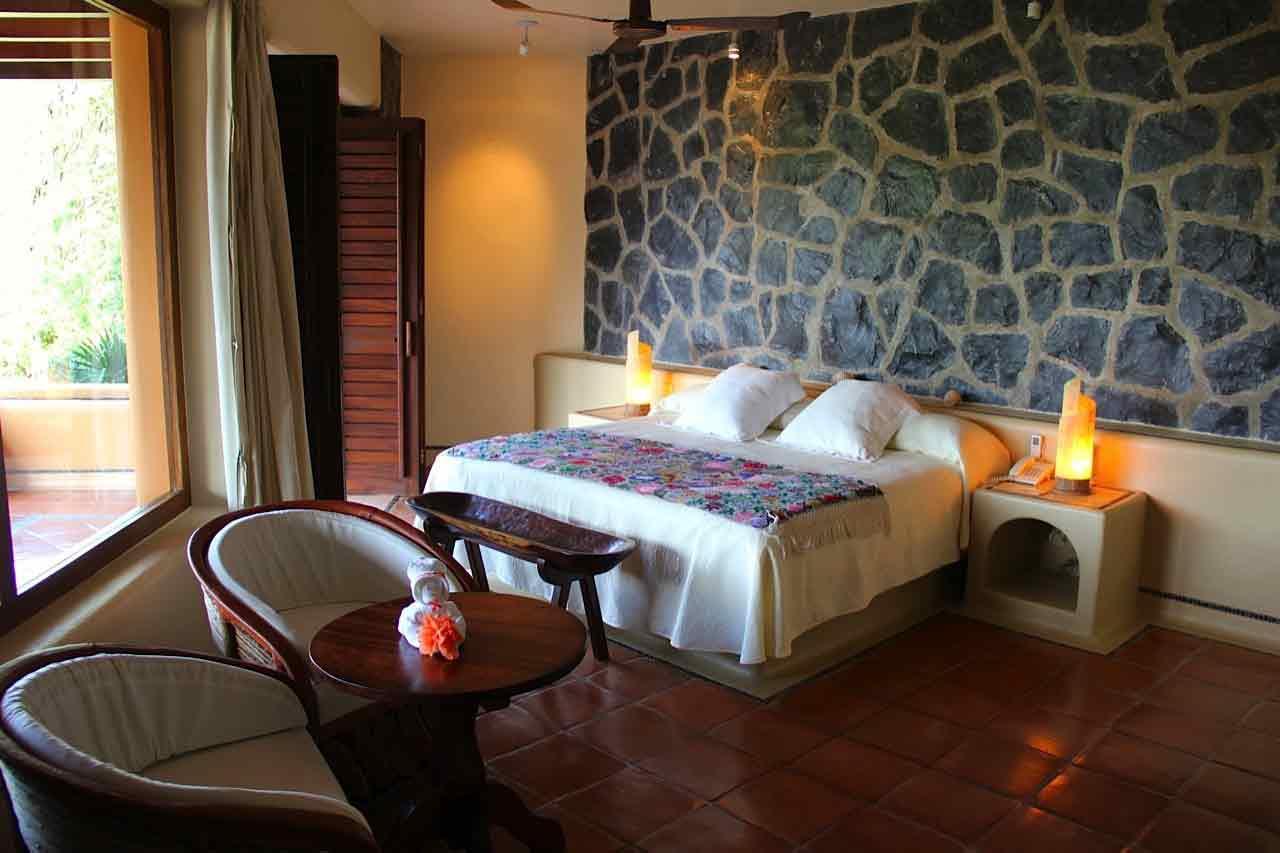 Hotel Casa Don Francisco Ixtapa  Exterior photo